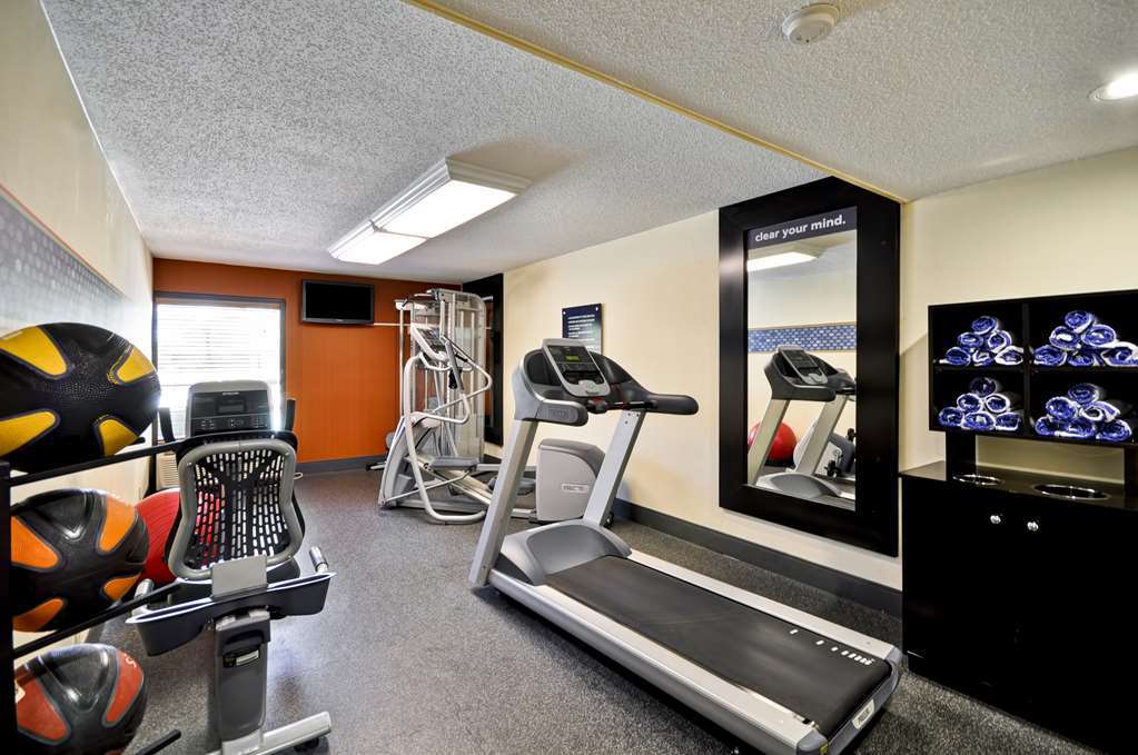 Hampton Inn Memphis Poplar מתקנים תמונה